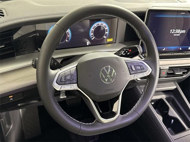 new 2025 Volkswagen Tiguan car, priced at $35,937