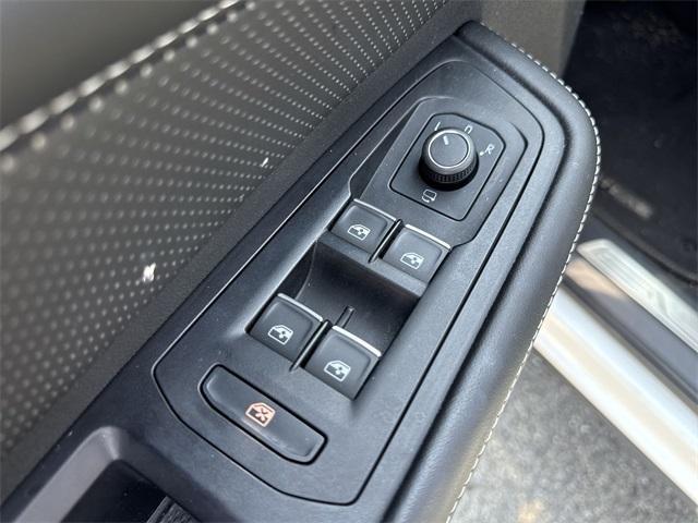 used 2024 Volkswagen Atlas car, priced at $42,699