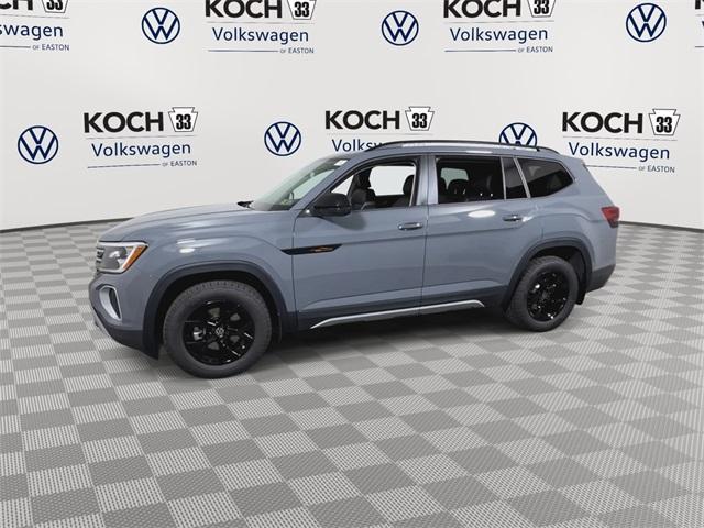 new 2025 Volkswagen Atlas car, priced at $45,966