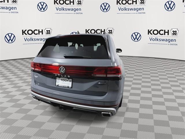new 2025 Volkswagen Atlas car, priced at $45,966