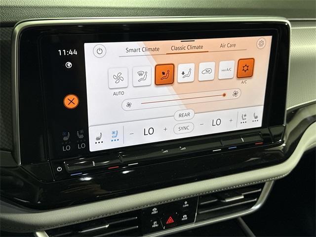 new 2025 Volkswagen Atlas car, priced at $45,966