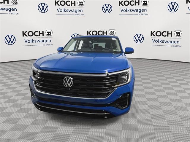 new 2025 Volkswagen Atlas car, priced at $53,906