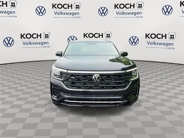 used 2024 Volkswagen Atlas car, priced at $42,862
