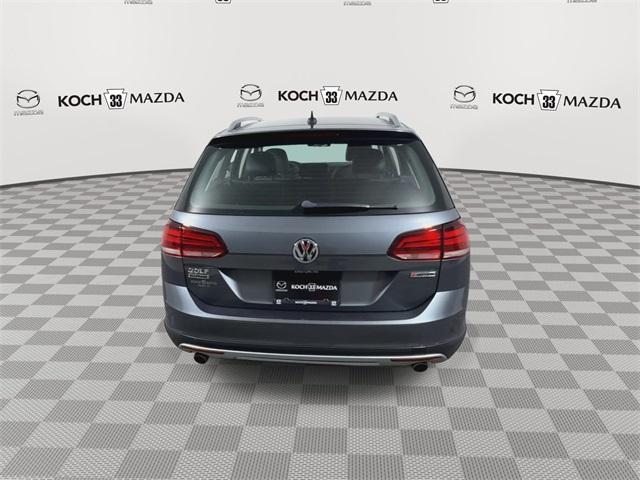 used 2019 Volkswagen Golf Alltrack car, priced at $25,715