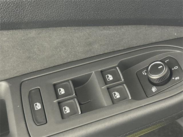 new 2025 Volkswagen Golf GTI car, priced at $34,480