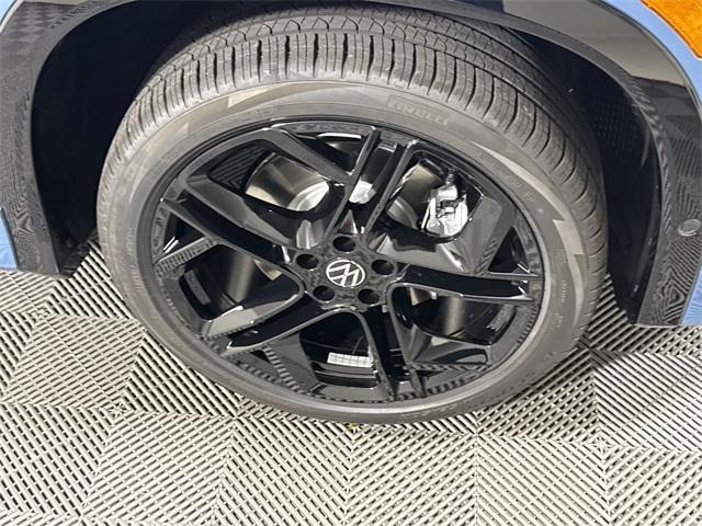 new 2025 Volkswagen Tiguan car, priced at $39,191