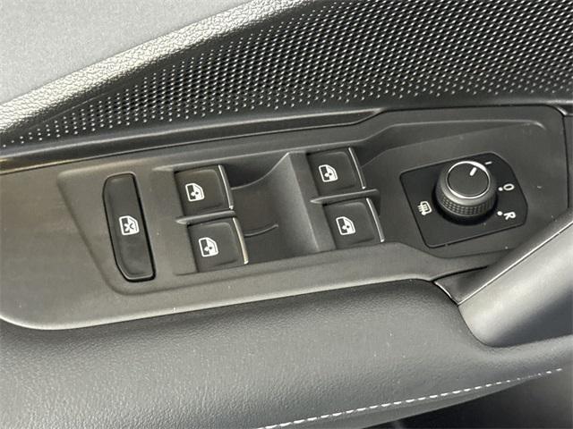 new 2025 Volkswagen Tiguan car, priced at $39,191