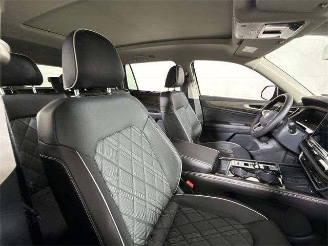 new 2025 Volkswagen Atlas car, priced at $53,236