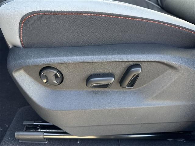 new 2025 Volkswagen Atlas car, priced at $46,916
