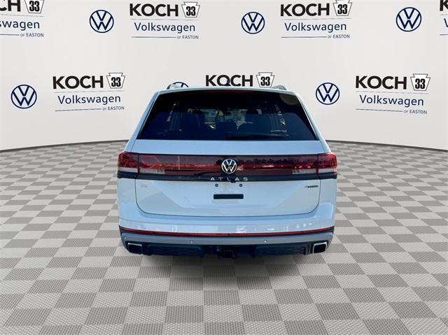 new 2025 Volkswagen Atlas car, priced at $46,916