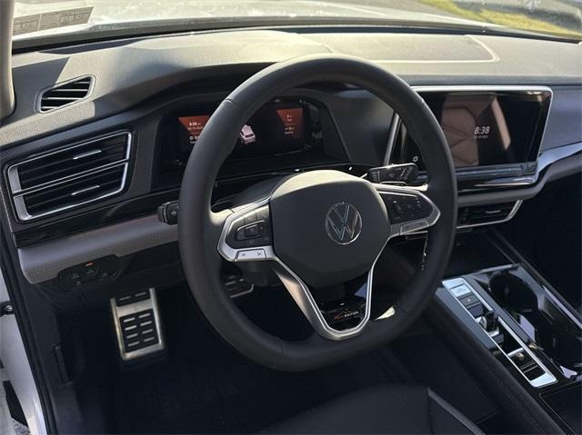 new 2025 Volkswagen Atlas car, priced at $46,916