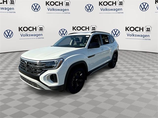 new 2025 Volkswagen Atlas car, priced at $46,916