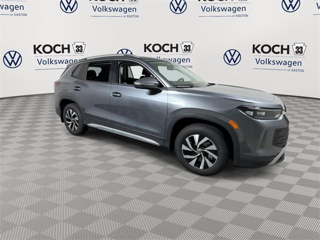 new 2025 Volkswagen Tiguan car, priced at $32,076