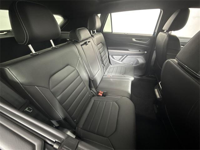 new 2026 Volkswagen Atlas Cross Sport car, priced at $50,794