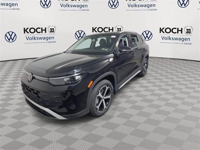 new 2025 Volkswagen Tiguan car, priced at $34,321