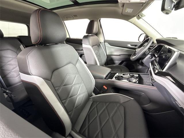 new 2025 Volkswagen Atlas car, priced at $49,566