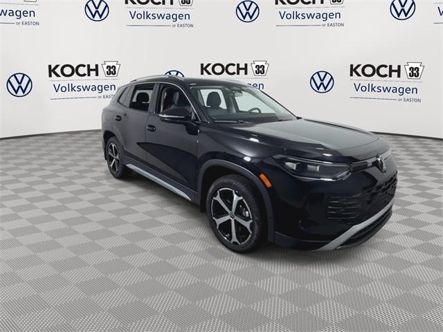 new 2025 Volkswagen Tiguan car, priced at $36,076