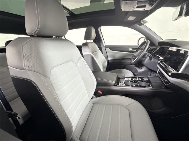 new 2026 Volkswagen Atlas Cross Sport car, priced at $51,249