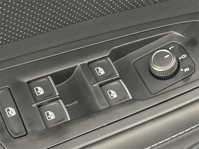 new 2026 Volkswagen Atlas car, priced at $52,212