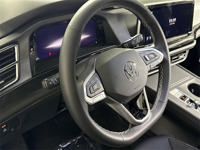 new 2025 Volkswagen Atlas Cross Sport car, priced at $39,041