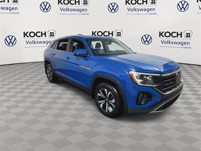 new 2025 Volkswagen Atlas Cross Sport car, priced at $39,041