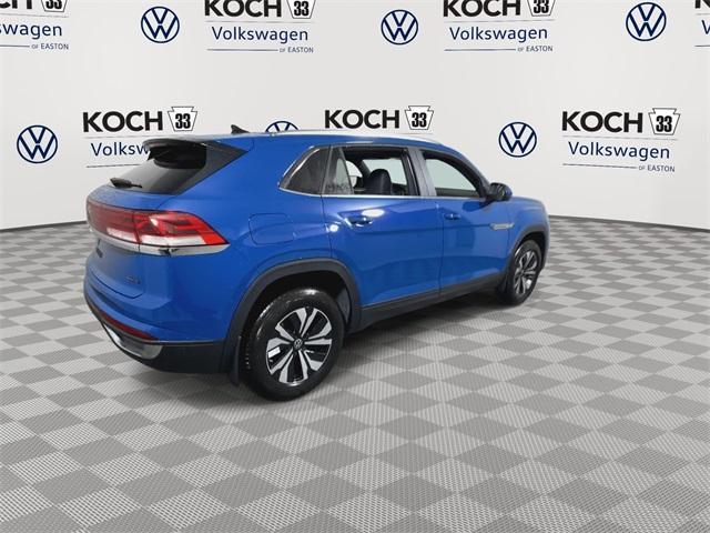 new 2025 Volkswagen Atlas Cross Sport car, priced at $39,041