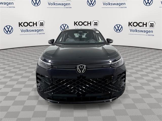 new 2025 Volkswagen Tiguan car, priced at $37,247