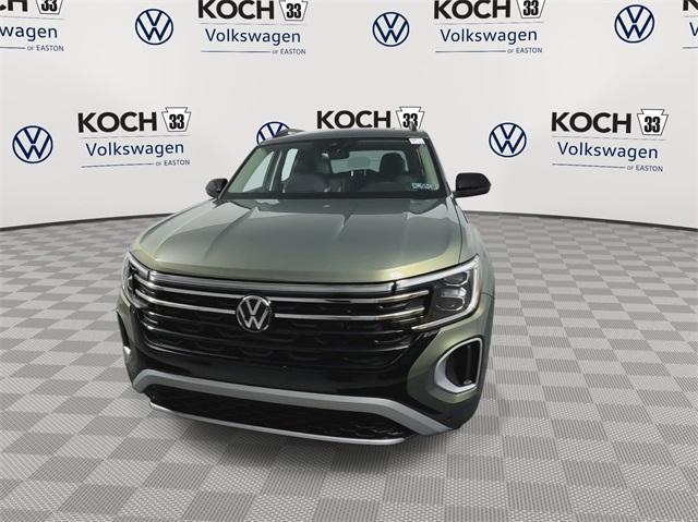 new 2024 Volkswagen Atlas car, priced at $43,655