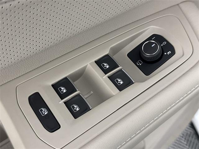 new 2025 Volkswagen Atlas car, priced at $51,191