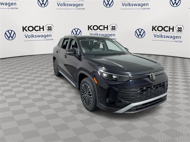 new 2025 Volkswagen Tiguan car, priced at $31,882