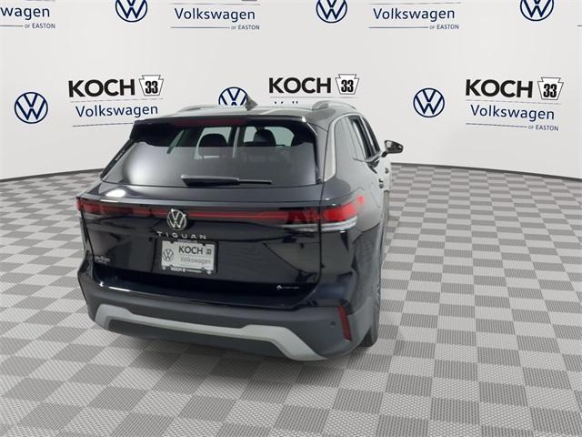 new 2025 Volkswagen Tiguan car, priced at $31,882