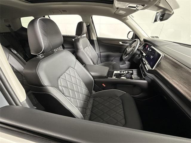 new 2026 Volkswagen Atlas car, priced at $56,551