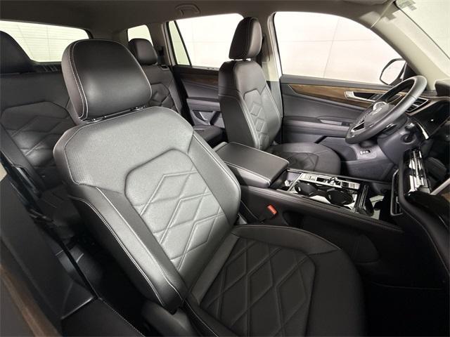 new 2025 Volkswagen Atlas car, priced at $44,787