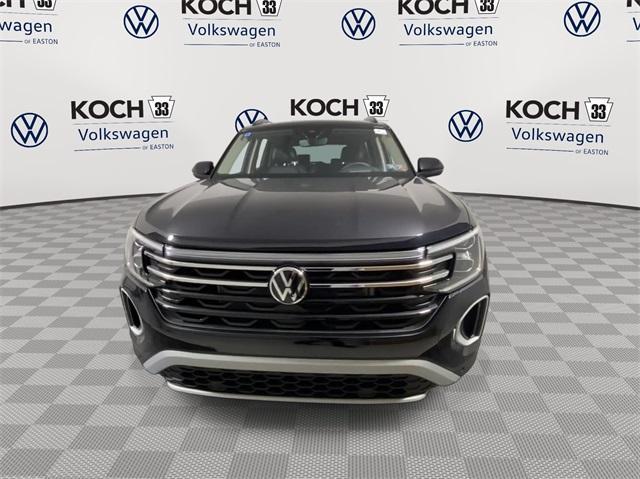 new 2024 Volkswagen Atlas car, priced at $48,796