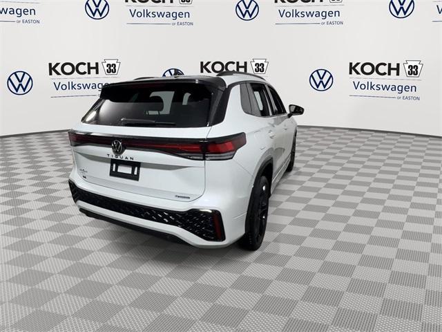 new 2025 Volkswagen Tiguan car, priced at $39,241