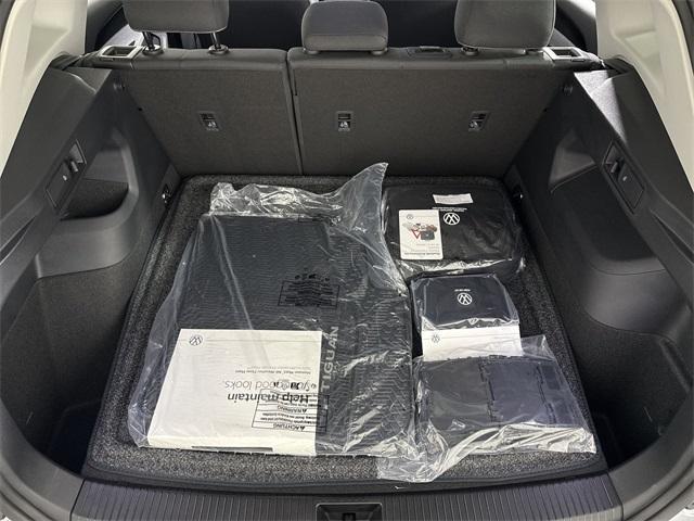 new 2025 Volkswagen Tiguan car, priced at $31,882