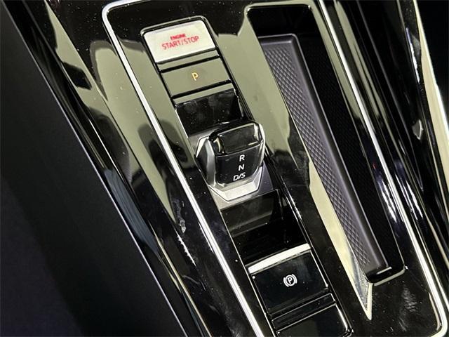 new 2025 Volkswagen Golf GTI car, priced at $42,915