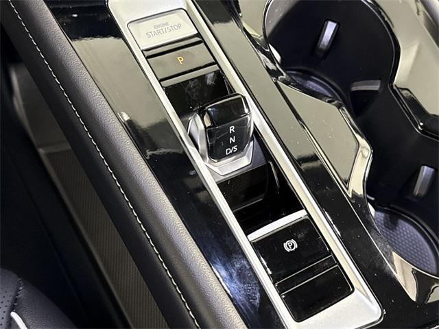 new 2025 Volkswagen Atlas car, priced at $51,431