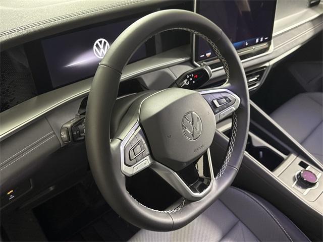 new 2025 Volkswagen Tiguan car, priced at $35,521