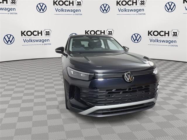 new 2025 Volkswagen Tiguan car, priced at $35,521