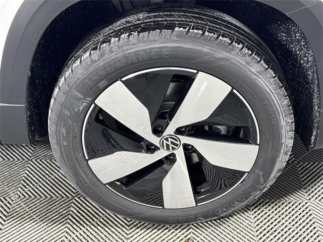 new 2025 Volkswagen Taos car, priced at $27,989