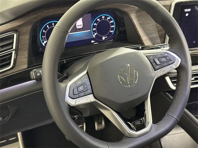 new 2025 Volkswagen Atlas car, priced at $53,921