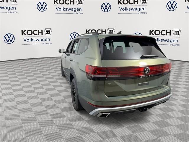 new 2025 Volkswagen Atlas car, priced at $48,416