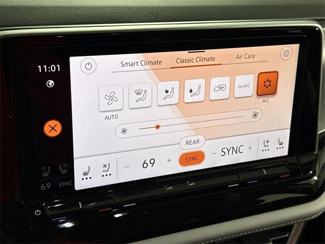 new 2025 Volkswagen Atlas car, priced at $48,416