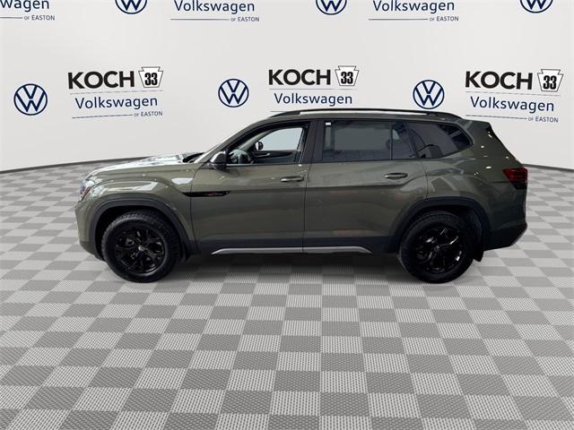 new 2025 Volkswagen Atlas car, priced at $46,916