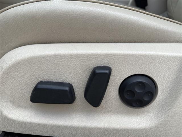 used 2014 Volkswagen Eos car, priced at $9,019