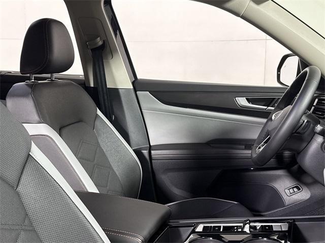 new 2026 Volkswagen Atlas car, priced at $50,197