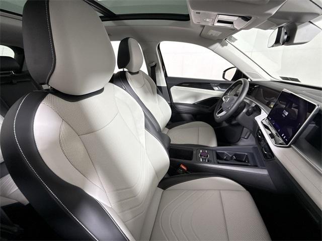 new 2025 Volkswagen Tiguan car, priced at $36,076