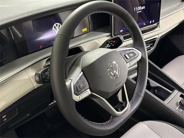 new 2025 Volkswagen Tiguan car, priced at $36,076