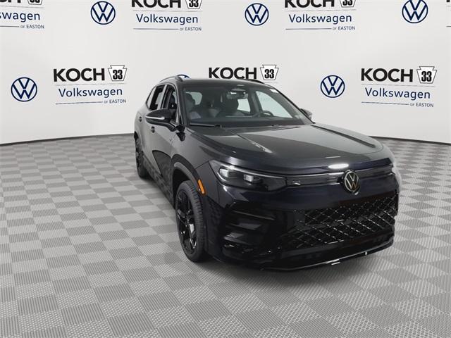 new 2025 Volkswagen Tiguan car, priced at $38,736